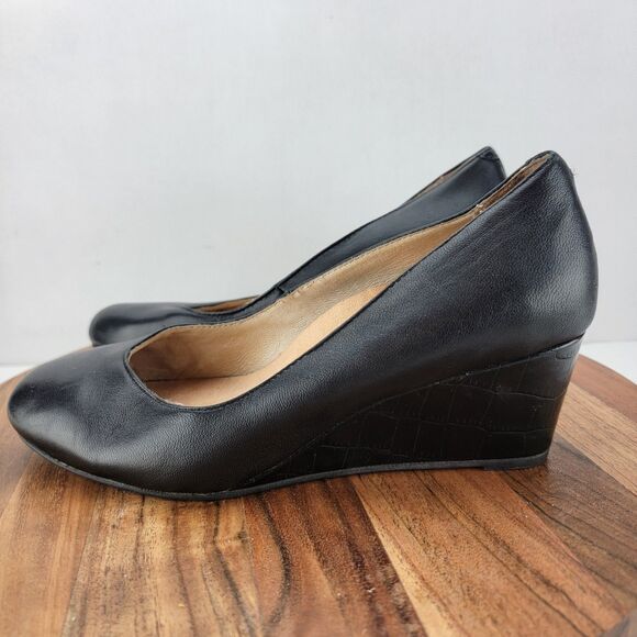 Vionic Womens Size 7 Black Antonia Leather Wedge Slip On Comfort Heels - Picture 1 of 9